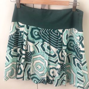 Lacoste beach umbrella pleated skirt